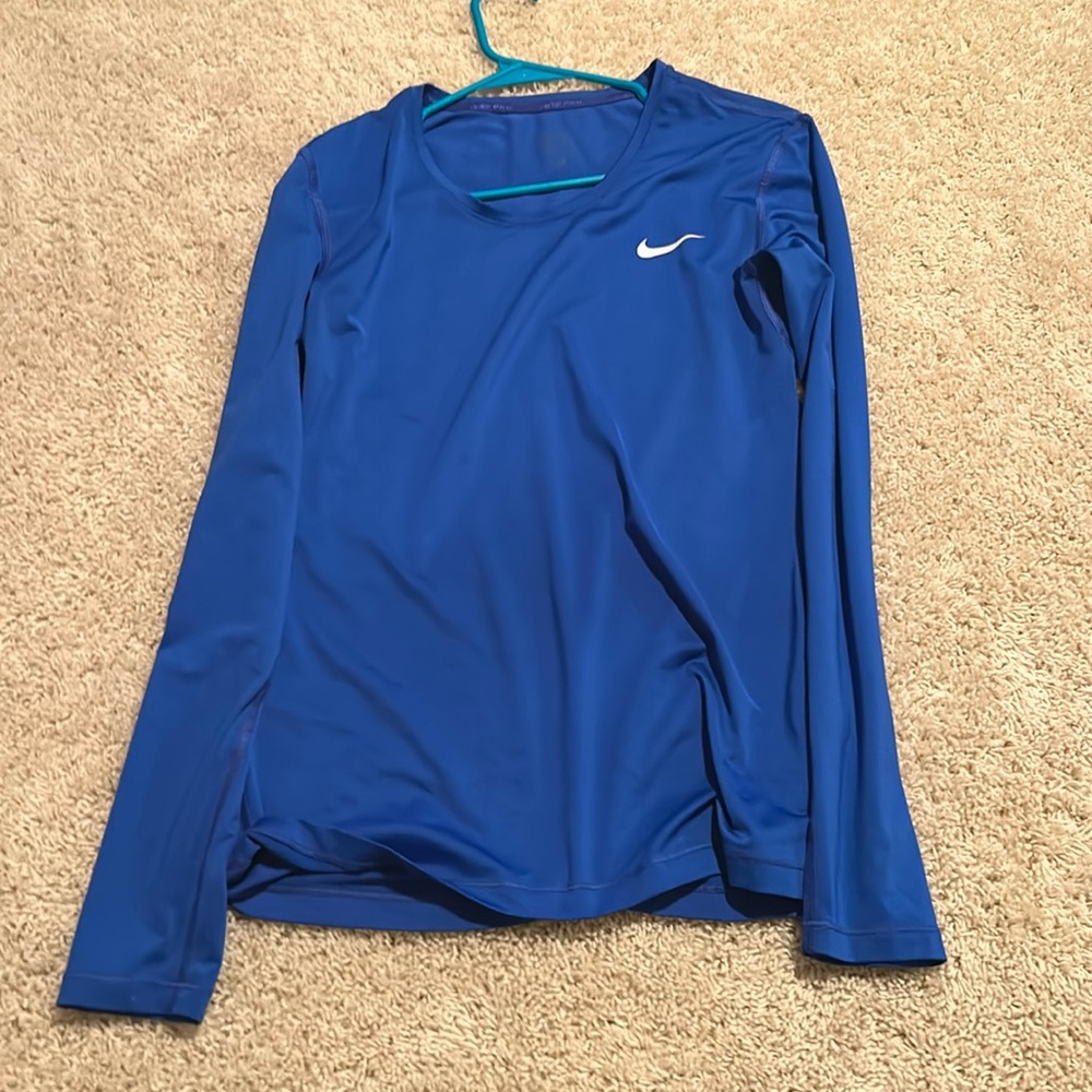 Blue long sleeve nike pro dri-fit shirt